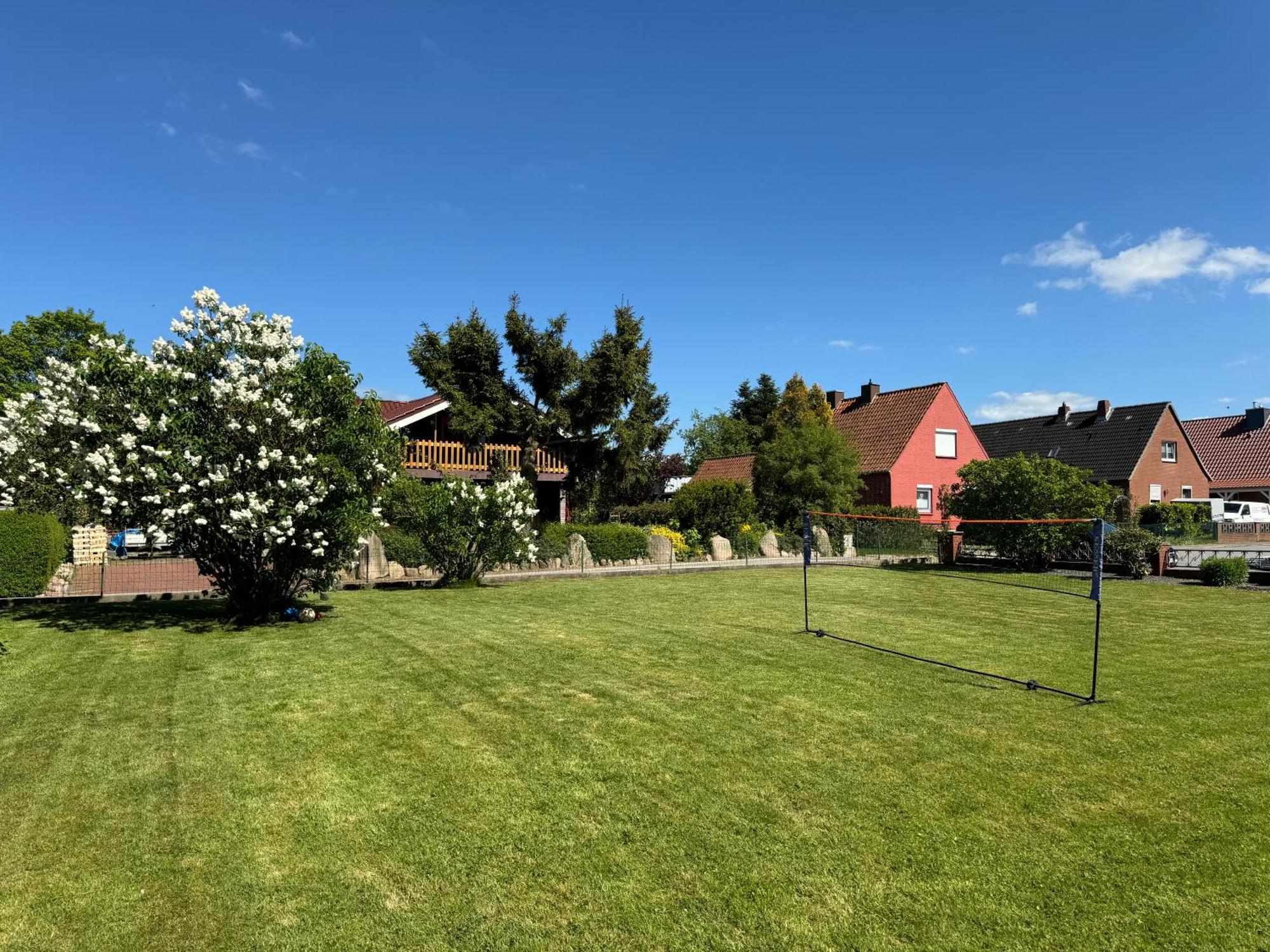 Apartment Mit Garten Und Pool In Ostseenaehe Ahrensbok Exterior photo